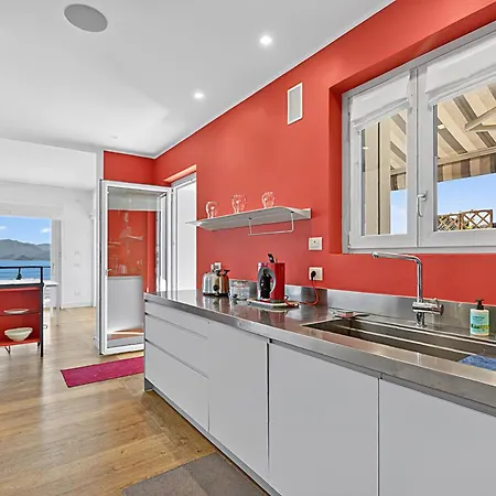 Alessia - 4 Bed With Maggiore View 别墅