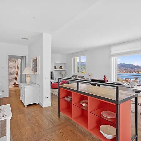 Alessia - 4 Bed With Maggiore View 别墅